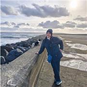 Cari studenti, sono una laureanda alla facoltà di filosofia con una grande passione per l’insegnamento. Pronta a farvi innamorare della cultura